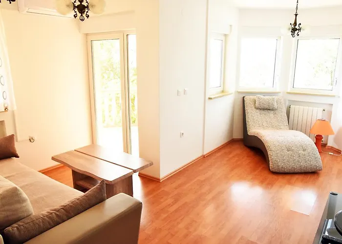 Apartments Villa Anka